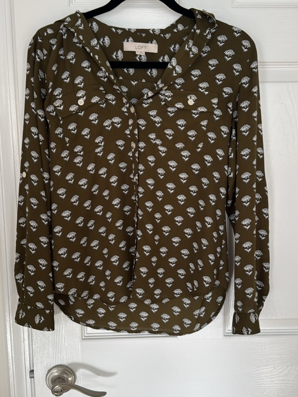 LOFT Olive Green Floral Print Button-Front Blouse size small